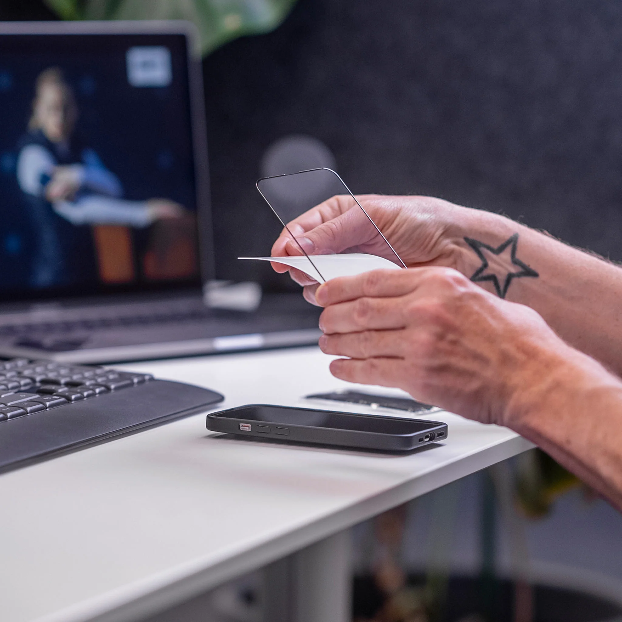 Glass Screen Protector - Image 5