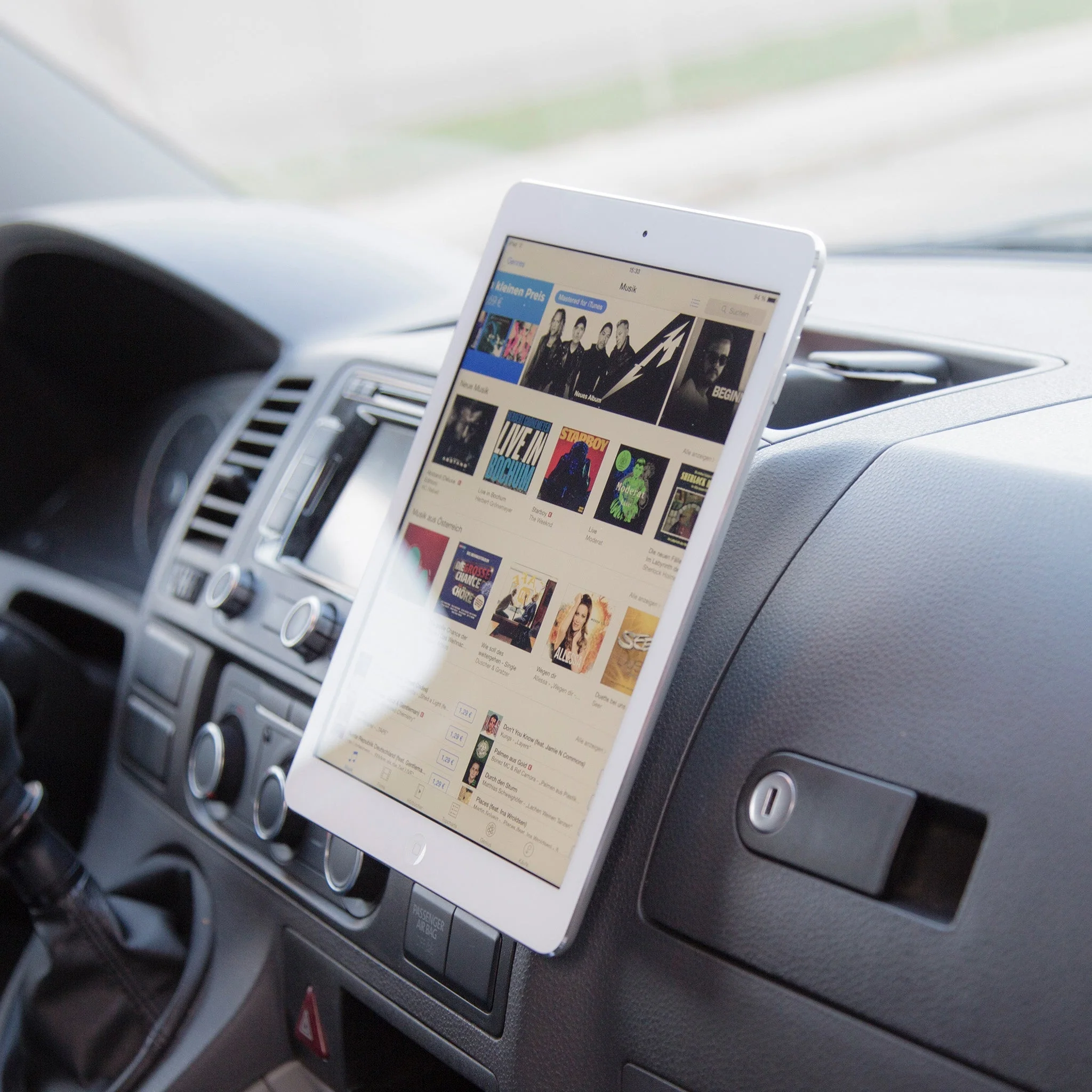 Universal (SPC) - Image 13